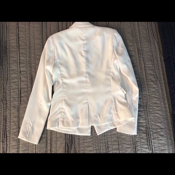 ModCloth ‘Aisle Be There’ Cream Blazer NWOT - Picture 4 of 5